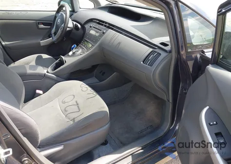 2011 Toyota Prius Two from USA, damaged, VIN JTDKN3DUXB0253614